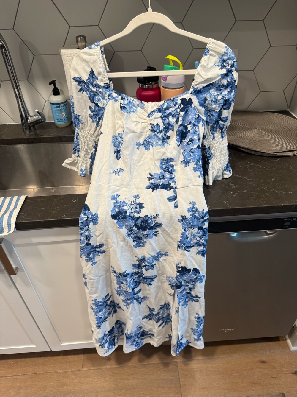 Impeccable Pig Blue Floral Puff-Sleeve Midi Dress - White & Blue